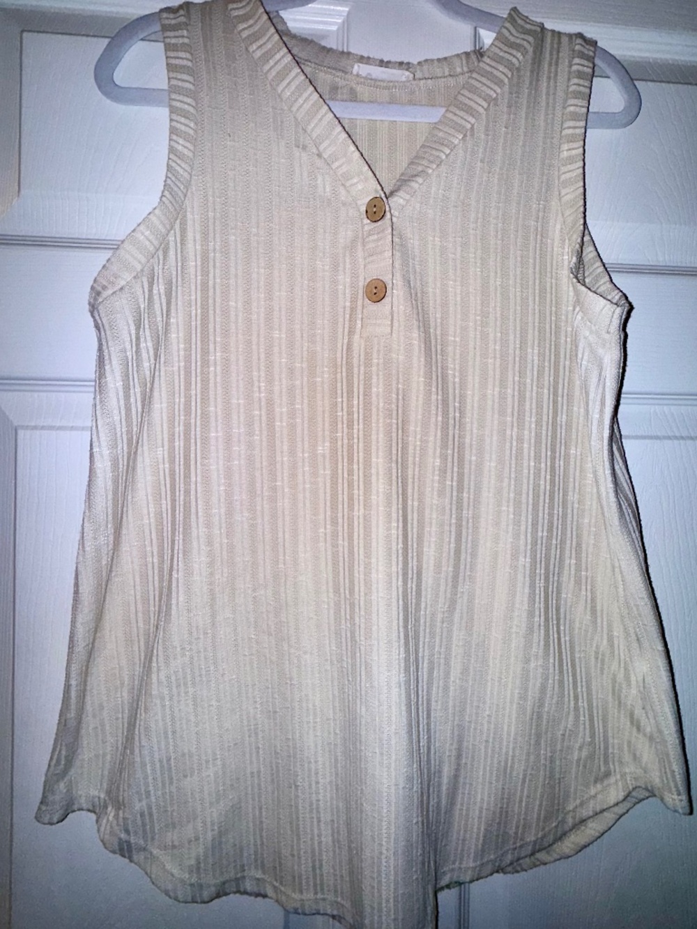 Bombom 2 Faux Button Tank Top